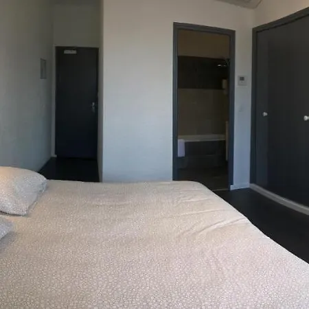 Au Rendez Vous Des Epicuriens Hotel 2*